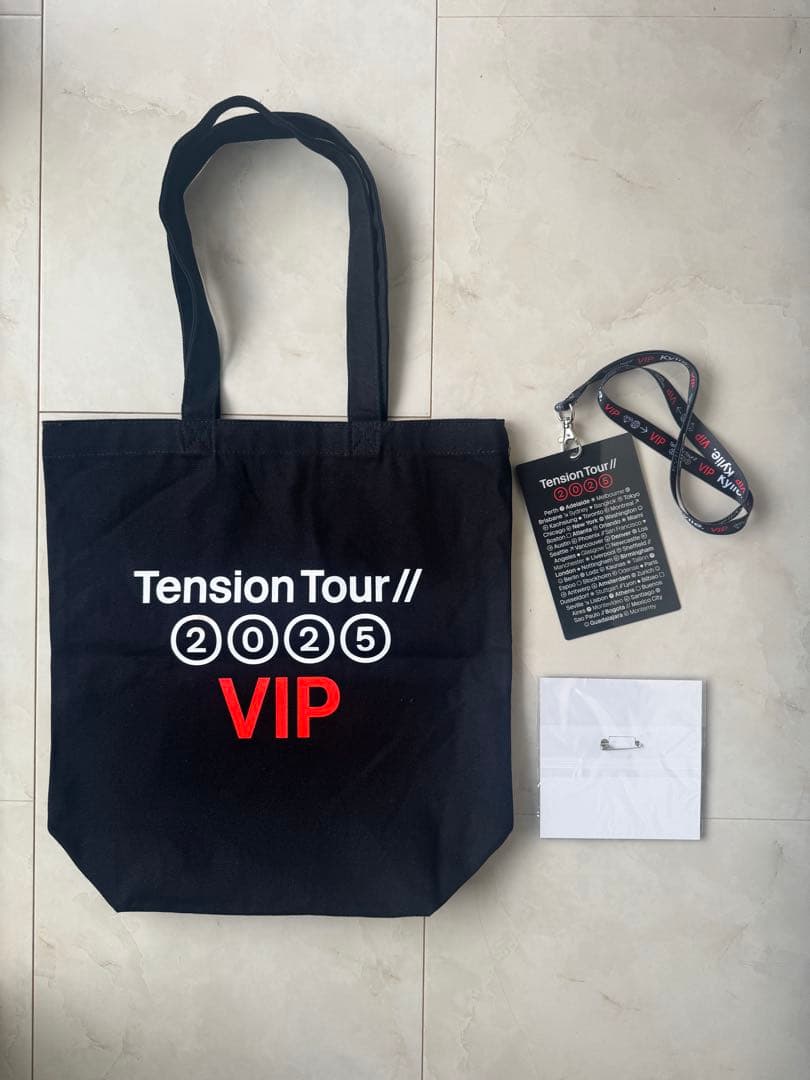 Kylie Minogue Tension Tour 2025グッズ3点セット①