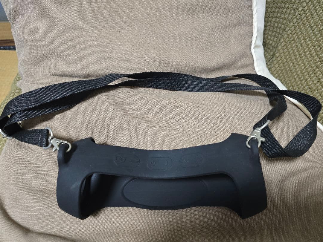 JBL Charge 5 スピーカー ブラック　シリコンケース付き