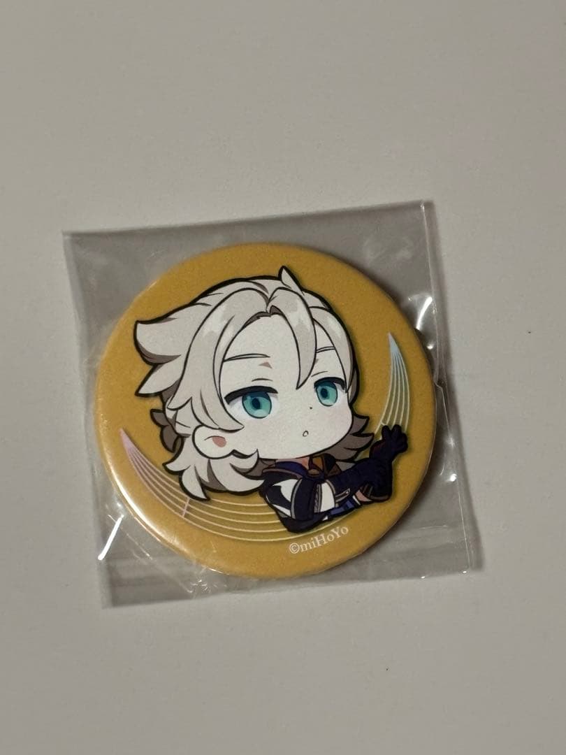 アルベド 缶バッジ ソニー