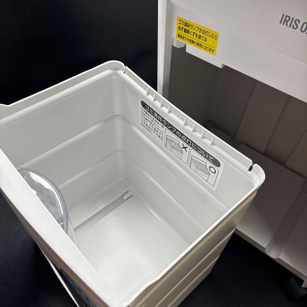 アイリスオーヤマAFS60C オートフィードシュレッダー 2020年製