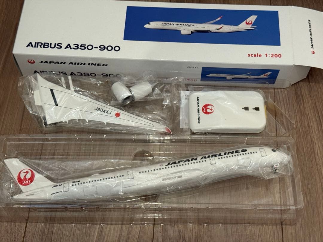 JAL エアバスA350-900 JA04XJ 1/200