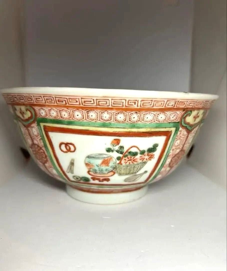 大明萬暦年製 深鉢 直径18cm 中国美術　重さ451グラム　五彩