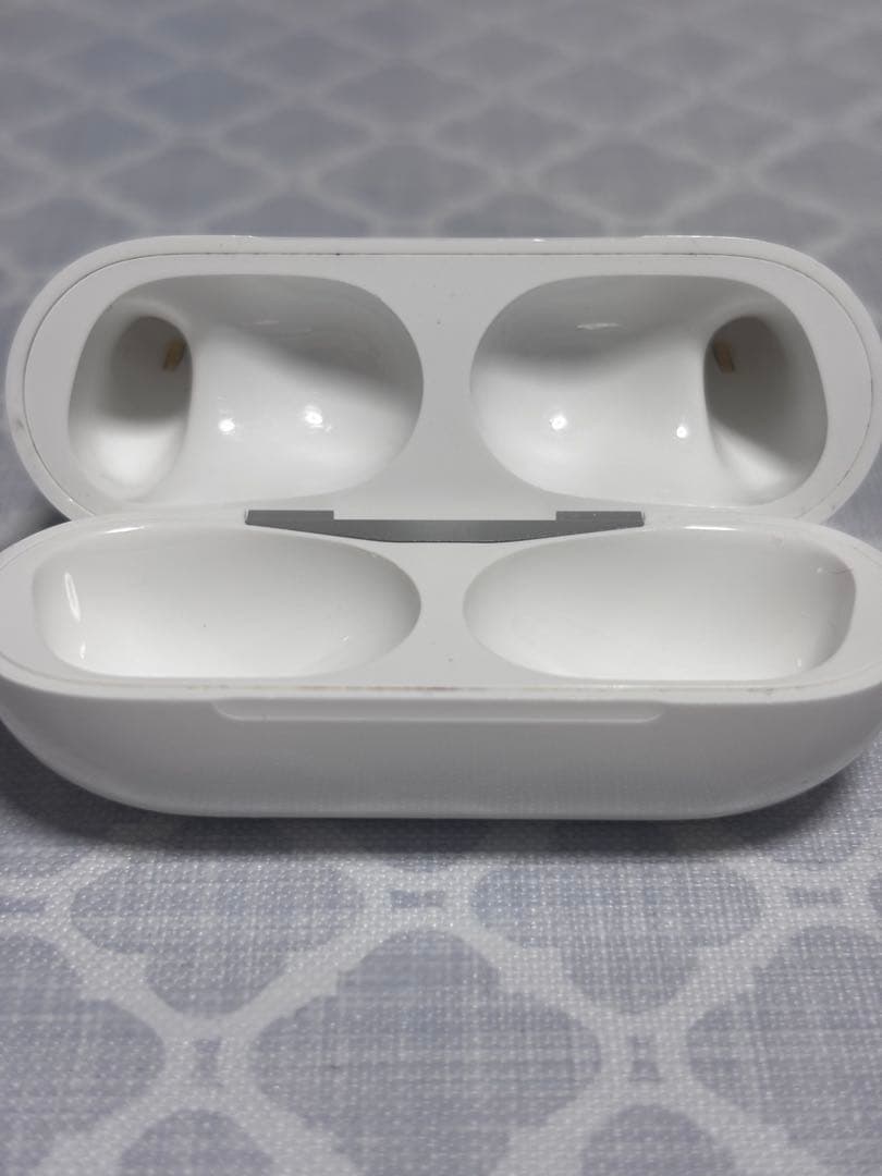 AirPods Pro 本体 ホワイト 充電ケース付き