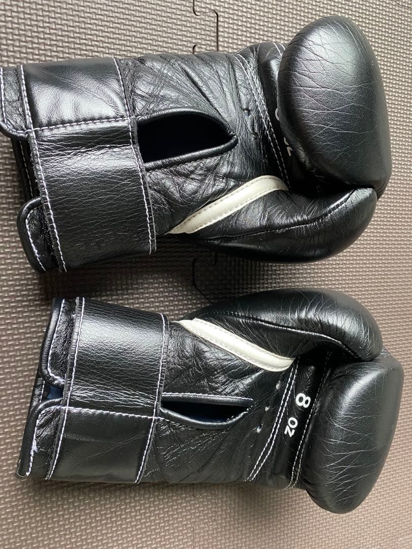 Winning ボクシンググローブ 8oz ブラック