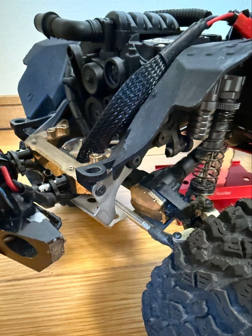 クローラーラジコン アキシャルSCX103