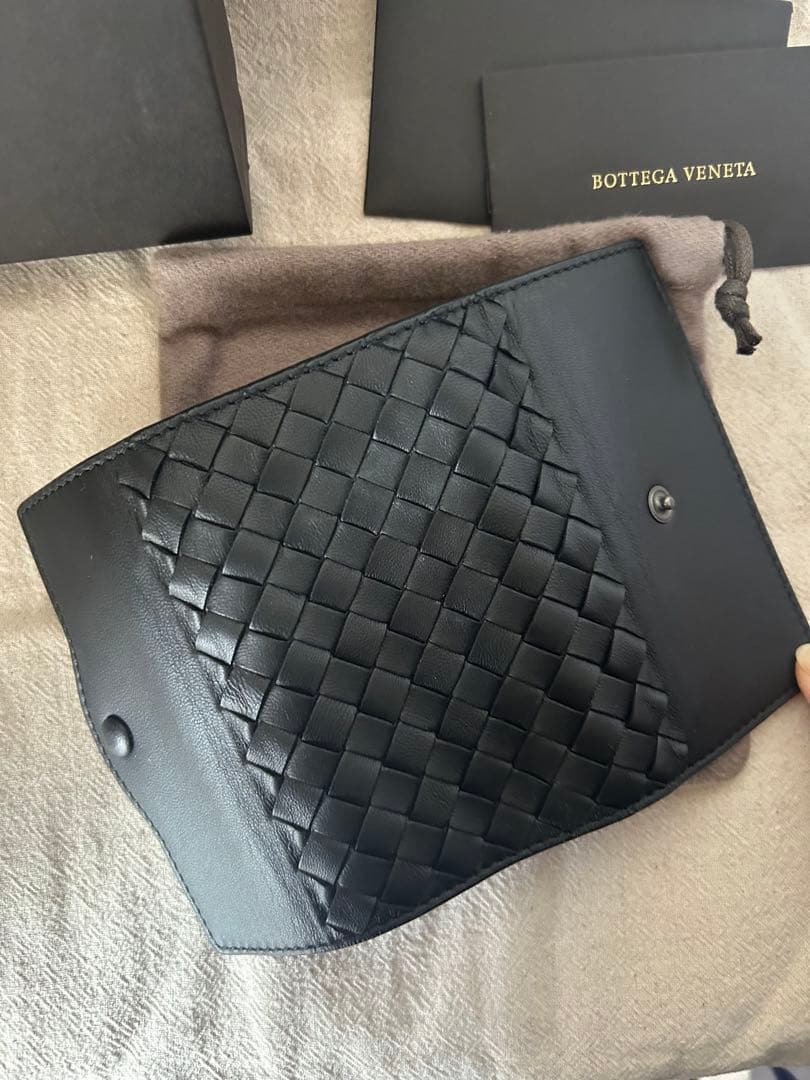 Bottega Veneta ブラック レザー キーケース