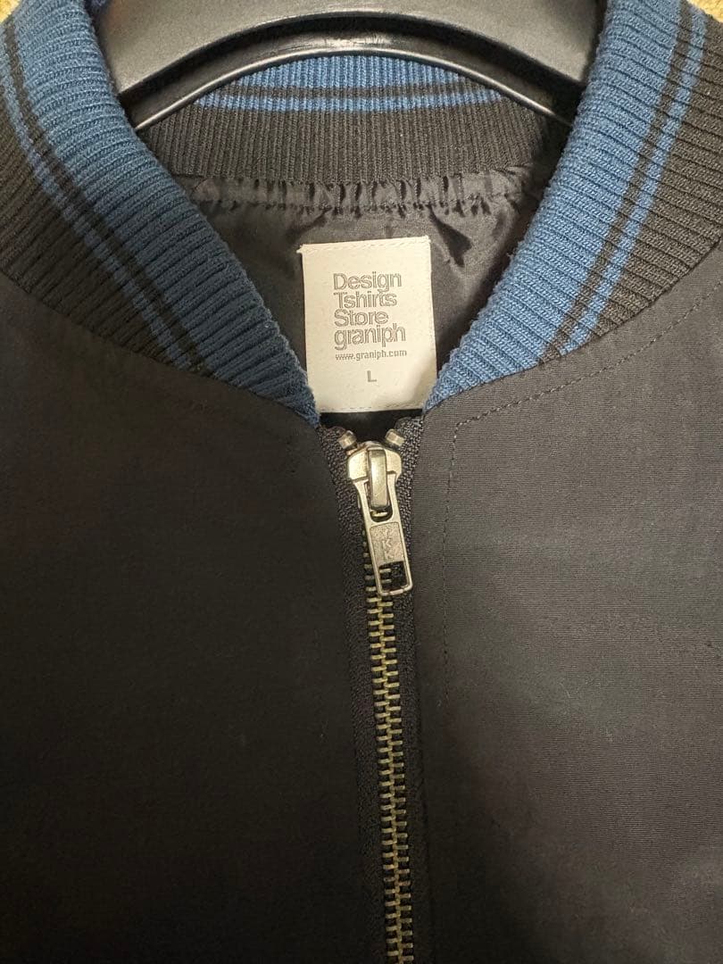 グラニフ × 石黒亜矢子『阿吽猫破魔矢ブルゾン』Lサイズ