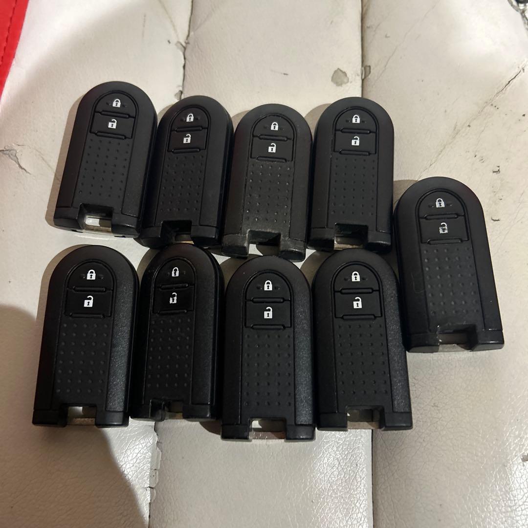 ダイハツ　スマートキー　2ボタン 9個 36