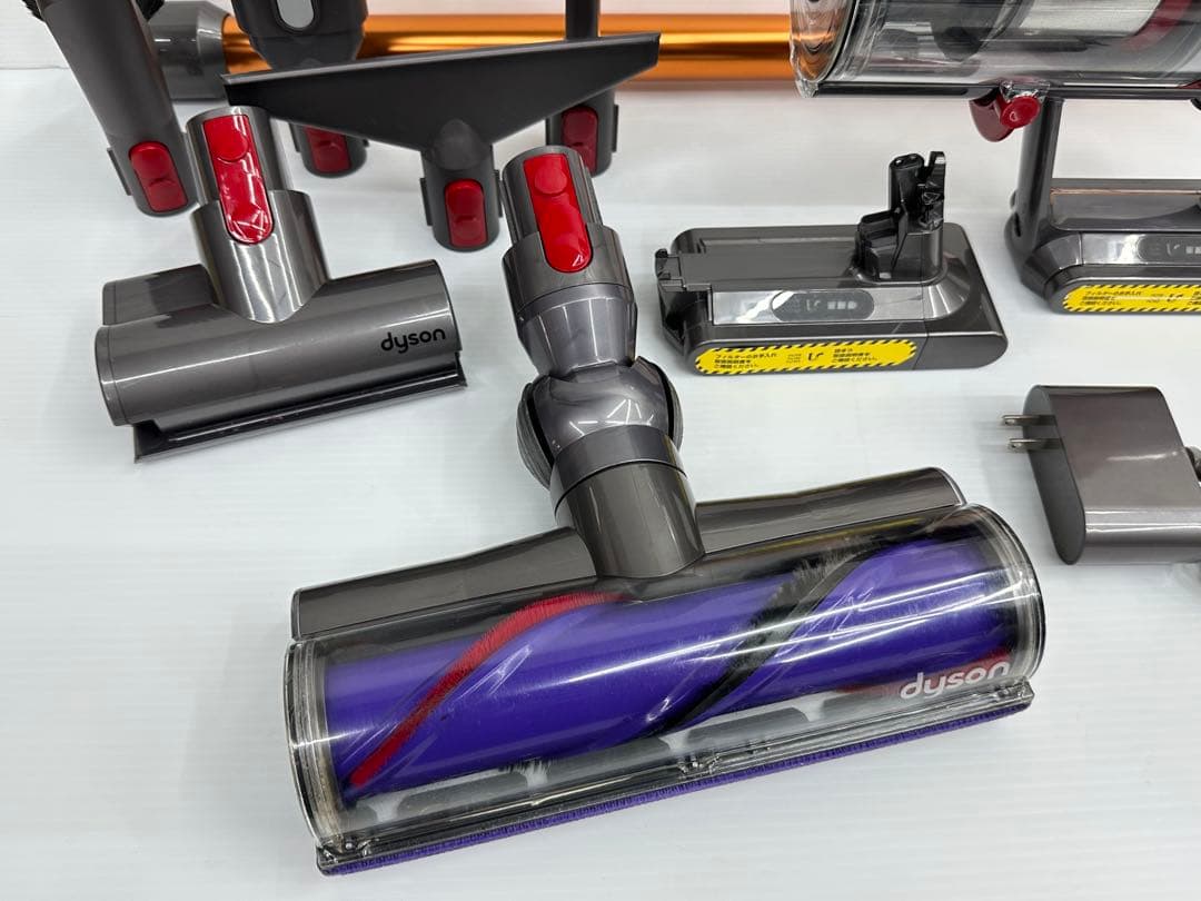 赤　動作保証品　ダイソン　掃除機　SV12 本体　純正品　フルセット　中古　美品