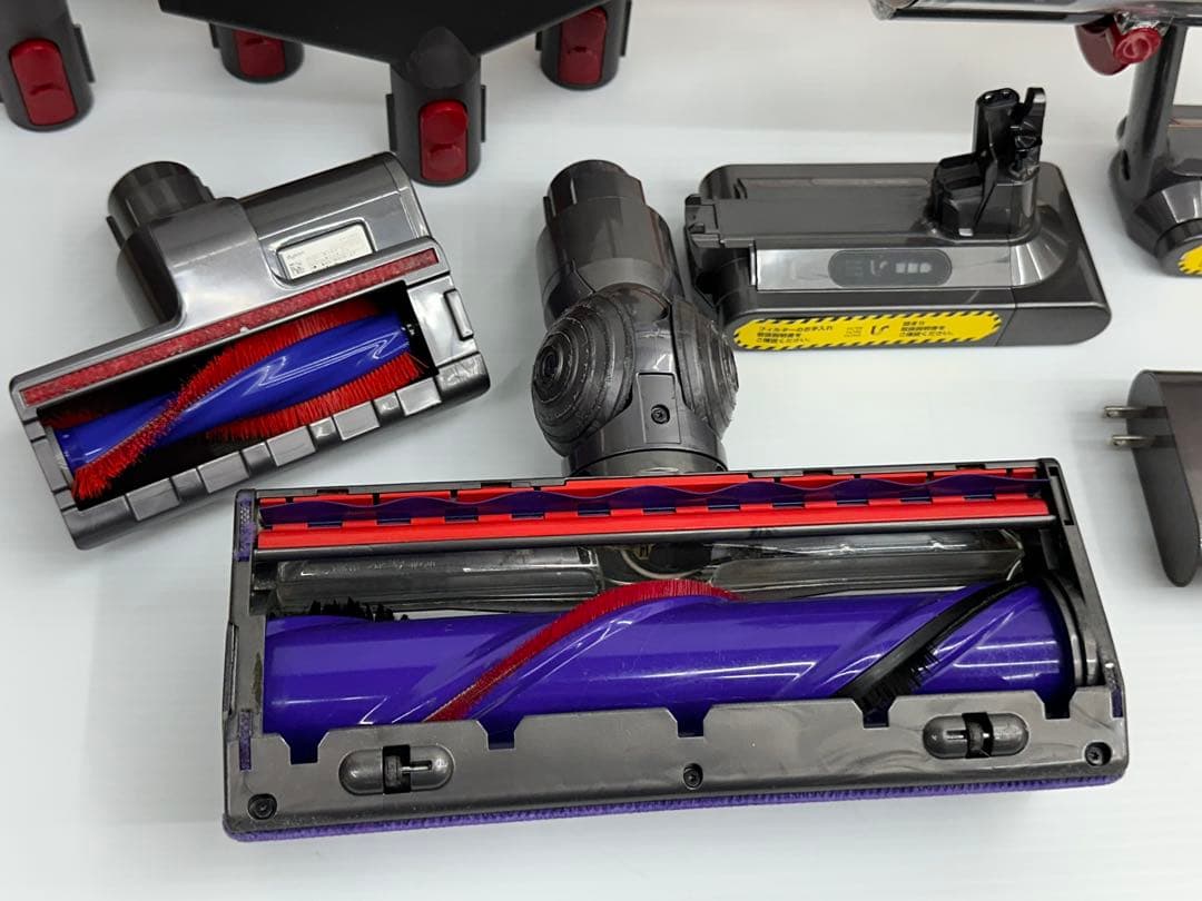 赤　動作保証品　ダイソン　掃除機　SV12 本体　純正品　フルセット　中古　美品