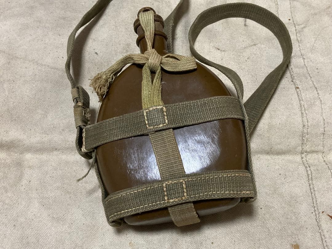 日本陸軍　水筒　未使用　実物