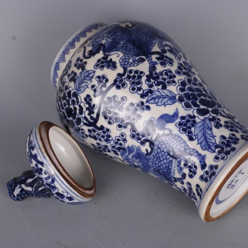 康熙青花穿花麒麟紋獅子壺 景徳鎮 陶磁器 装飾品 現代工芸品美術品 置物