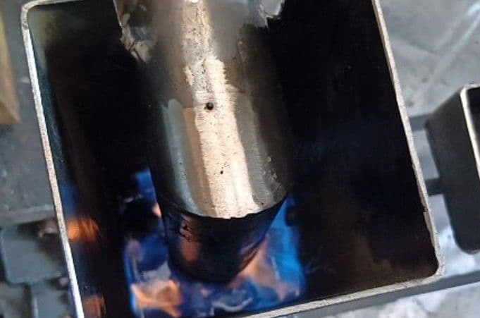 元祖発案者の作品　廃油ストーブ【ミニファクトリー　スラッシュ】アースデザイン