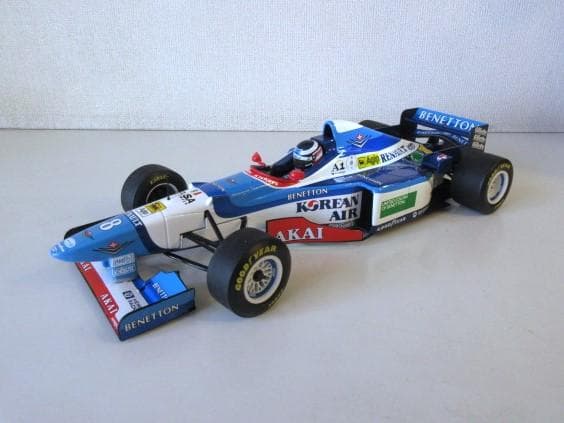 特価 MINICHAMPS (1/18) ベネトン B197