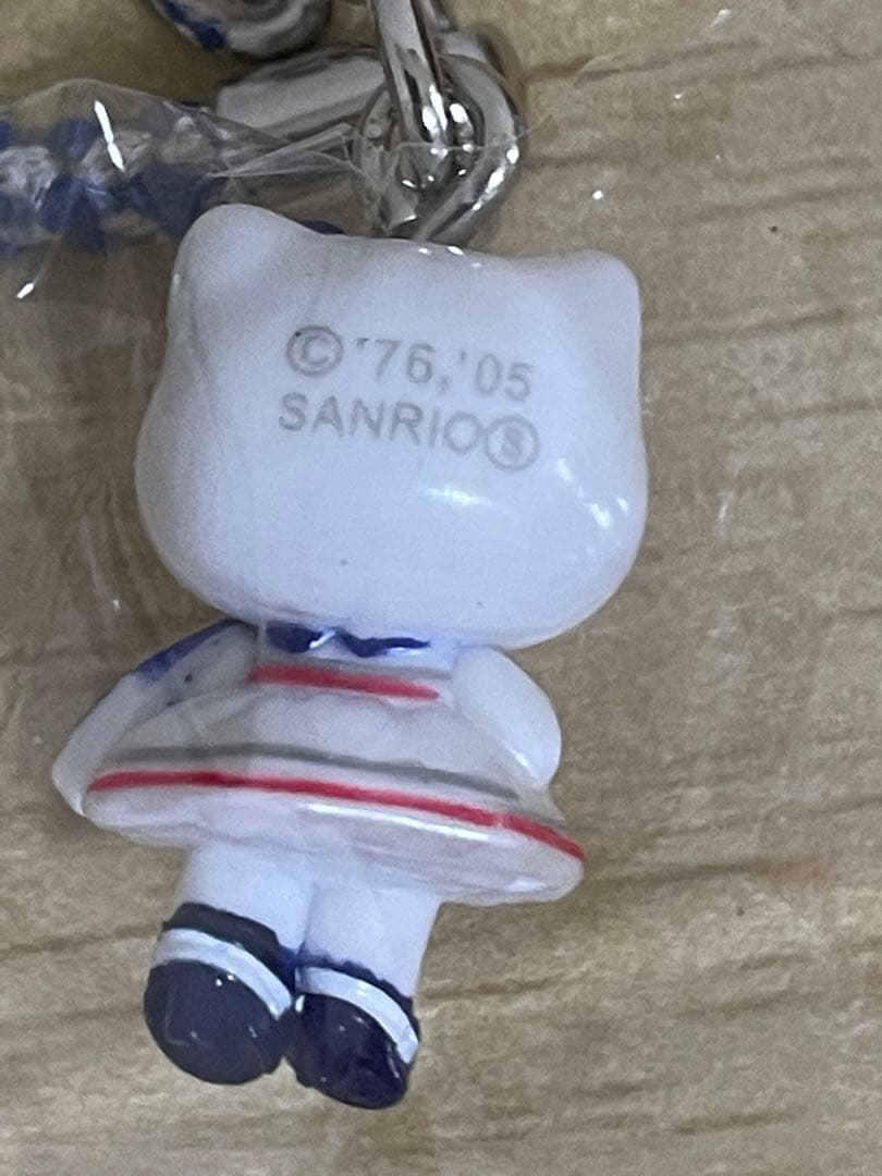 レア ご当地根付ハローキティ 横浜元町バージョン　2005 未使用