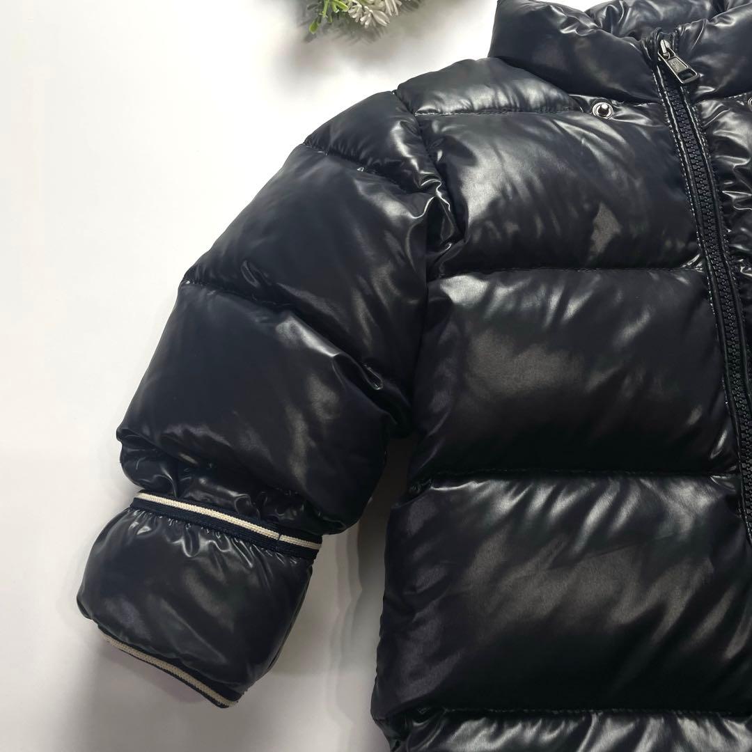 高級感✨モンクレール ロンパース ダウン サイズ80 子供服 黒 ロゴ入り 美品