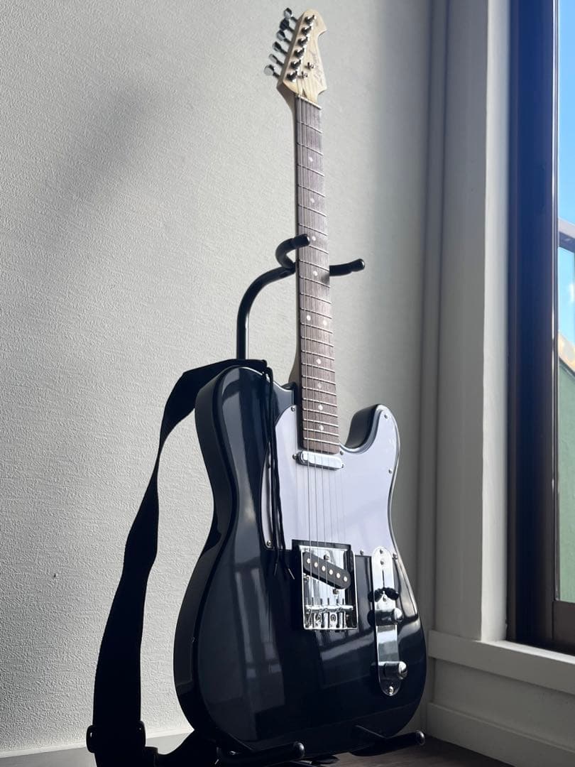 エレキギター 初心者入門セット付き