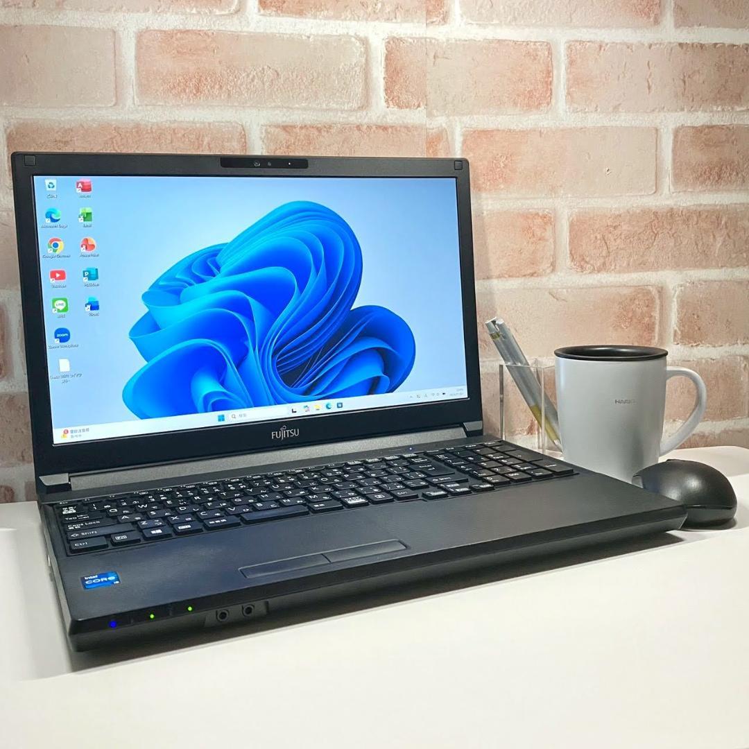 ★新春初売りセール★ 2021年製 特大バッテリー テンキー付き 富士通 G82