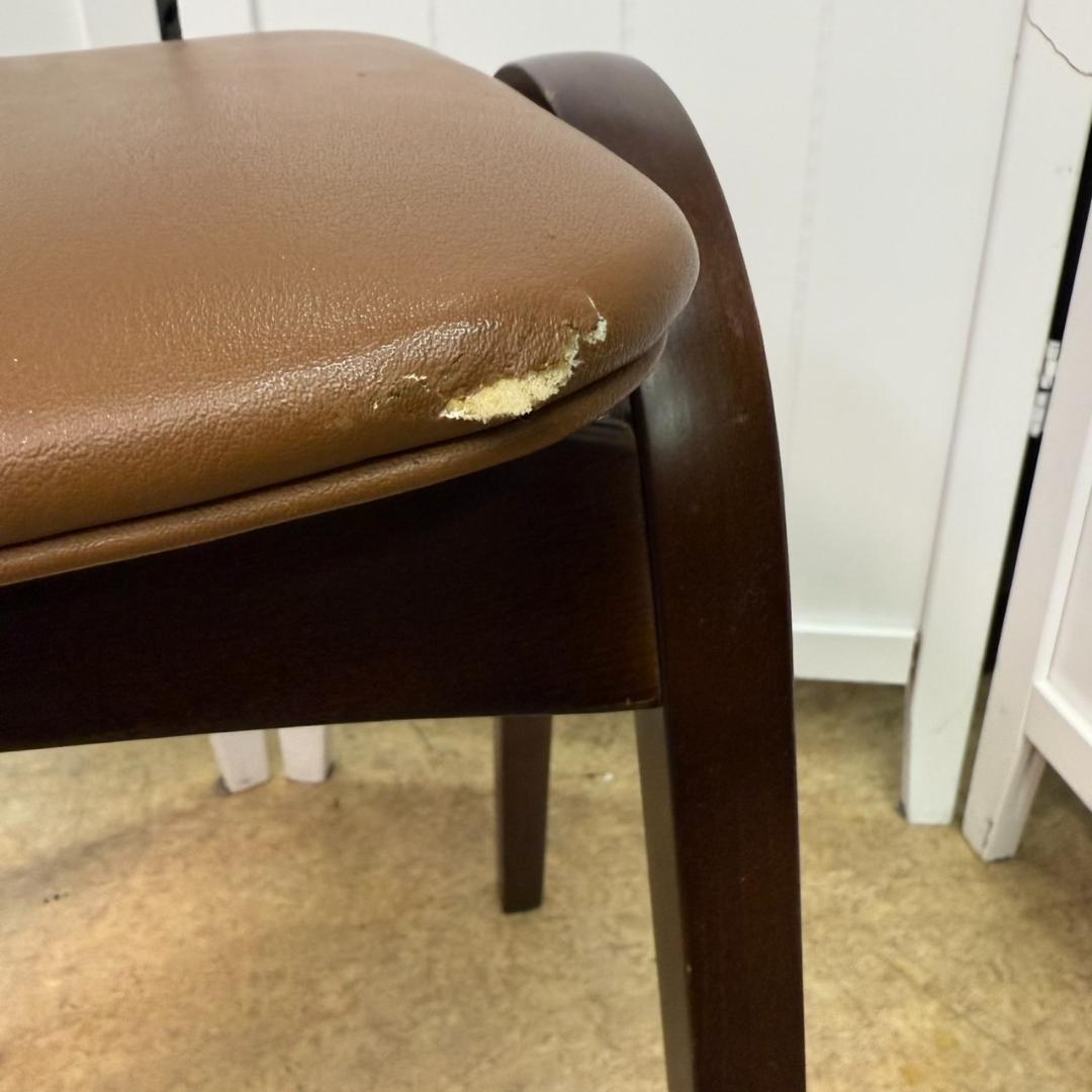 ★秋田木工　剣持勇　スタッキングスツール　No.202