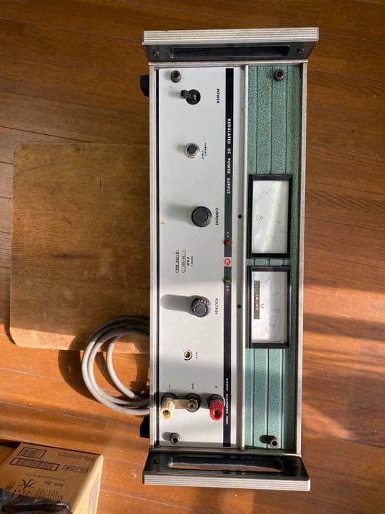 じぃじ　電源菊水　PAD 0〜35V 30A 連続フル使用可