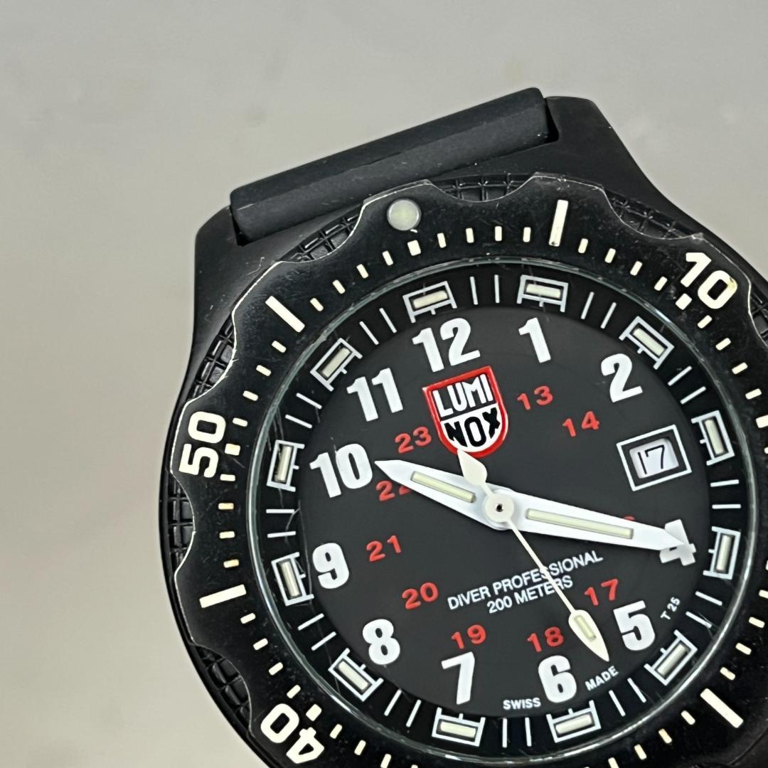 55 LUMINOX ルミノックス 8400シリーズ 防水機能 200M 腕時計
