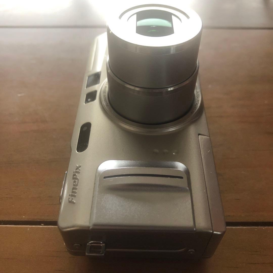 【作例あり】FUJIFILM finepix F710 コンデジ デジタルカメラ