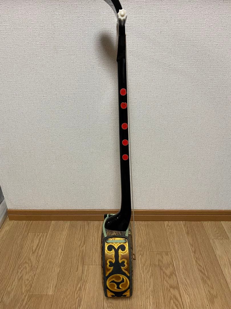 ヘビ皮 三線本体 黒/金/緑