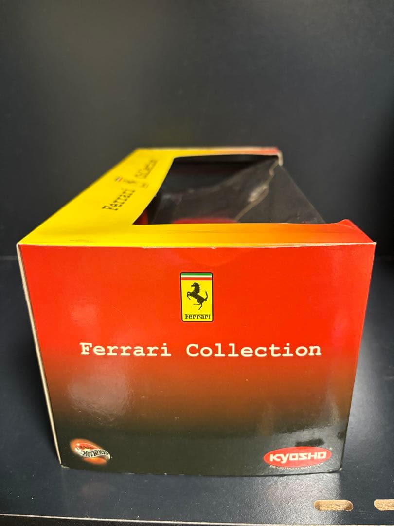 KYOSHO Ferrari 365GTB/4 1:18 スケール