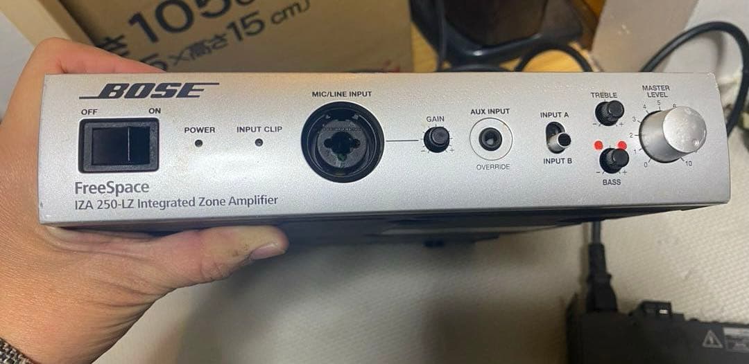 BOSE コンパクト　ミキサーパワーアンプ