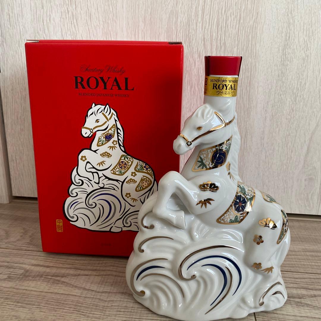 サントリー ローヤル 午歳 干支ボトル 2026年 馬年 新品