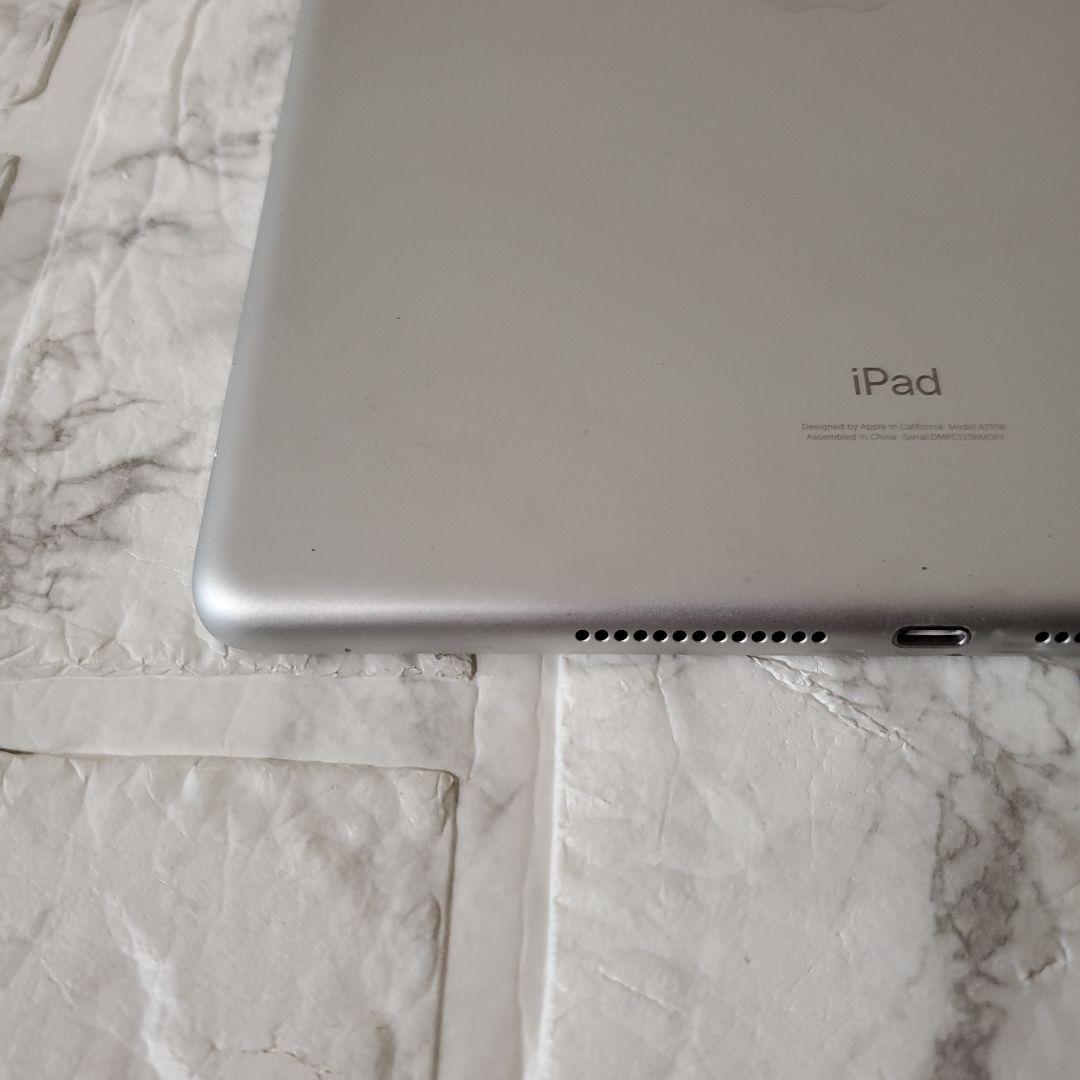 245 iPad 7世代 128GB SIMフリー シルバー