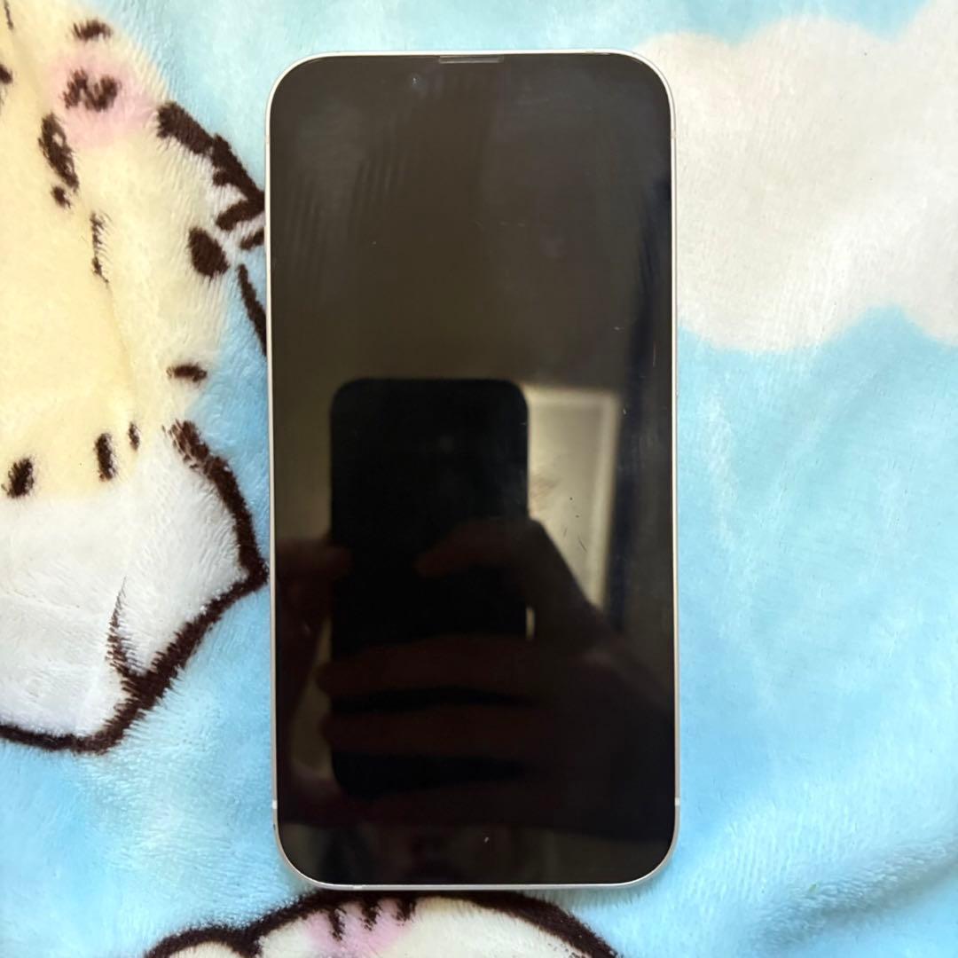 A*a様 Apple iPhone 13 ホワイト 本体