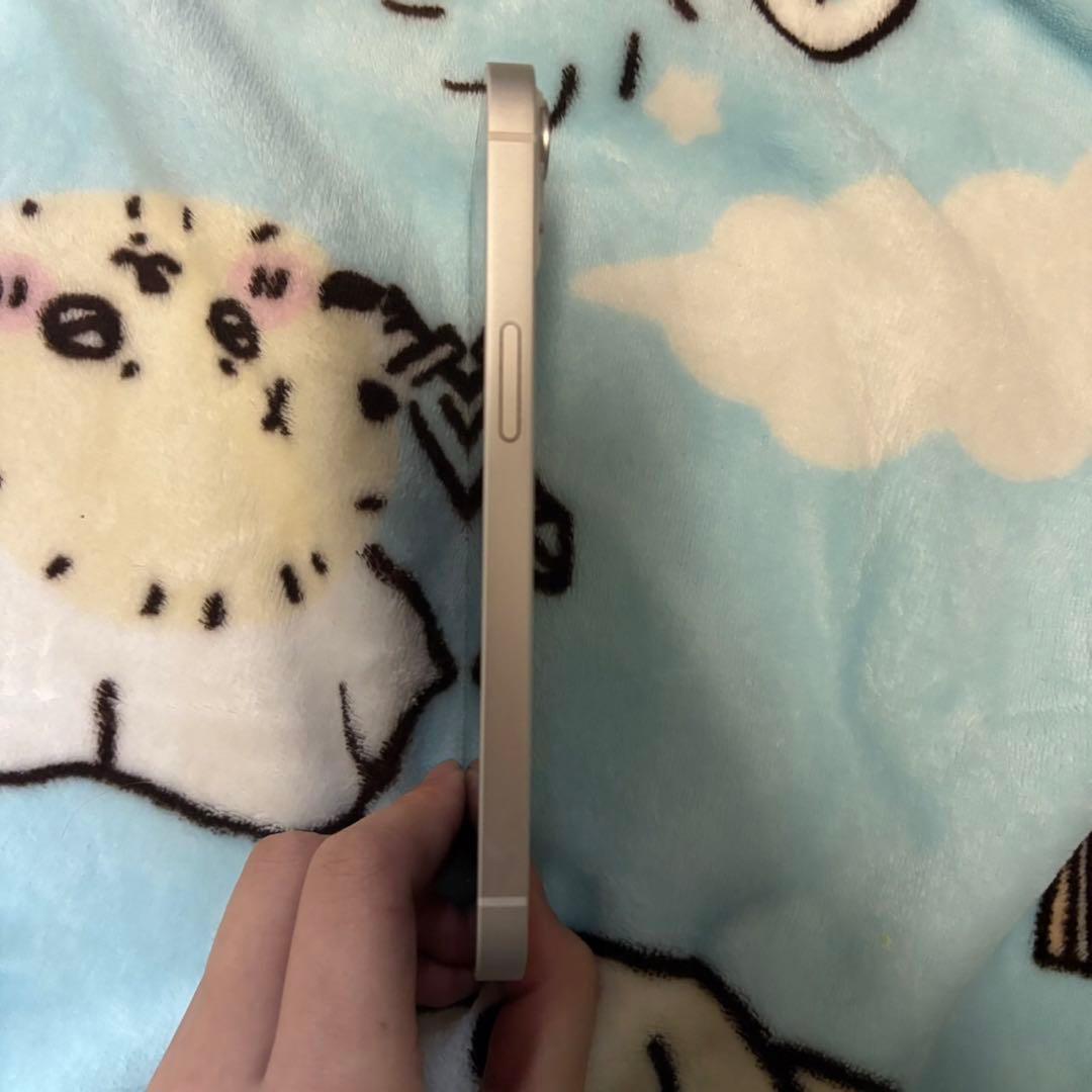 A*a様 Apple iPhone 13 ホワイト 本体