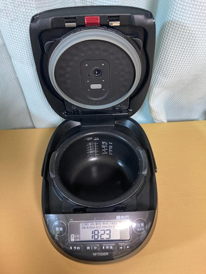 ★JPK-H100 TIGER タイガー 炊飯器ジャー 5.5合炊き2021年製