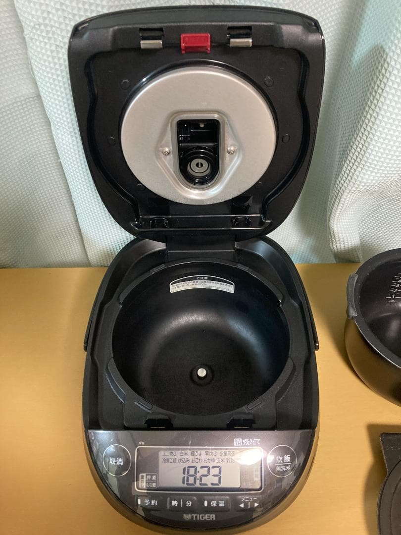 ★JPK-H100 TIGER タイガー 炊飯器ジャー 5.5合炊き2021年製