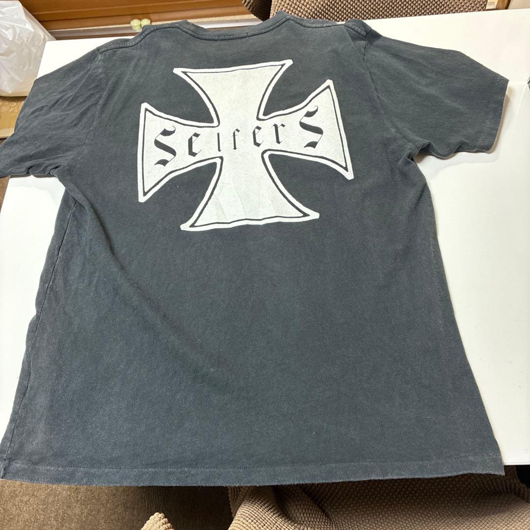 スカルと十字架のダークグレーTシャツ