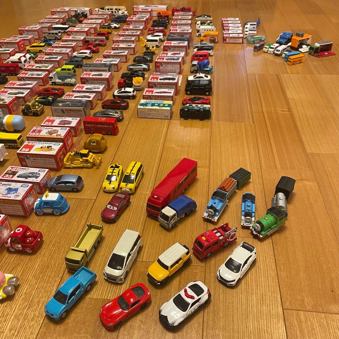 【TOMICA】トミカ等109台！まとめ売り　箱付きドリームトミカ入り！