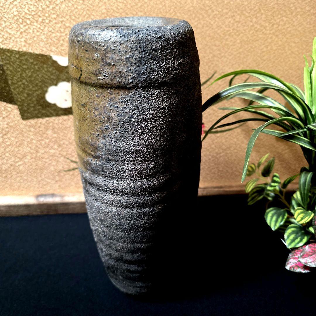 備前焼　伊勢崎 陽山　岡山県重要無形文化財保持者　花生　花瓶