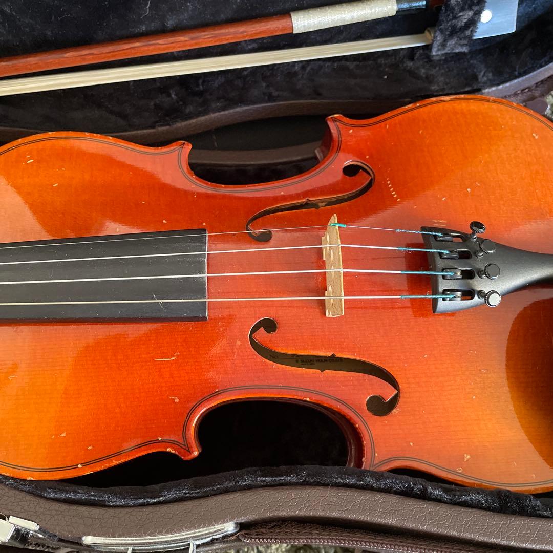 SUZUKI No. 220 1/4 サイズ　 バイオリン本体とハードケース