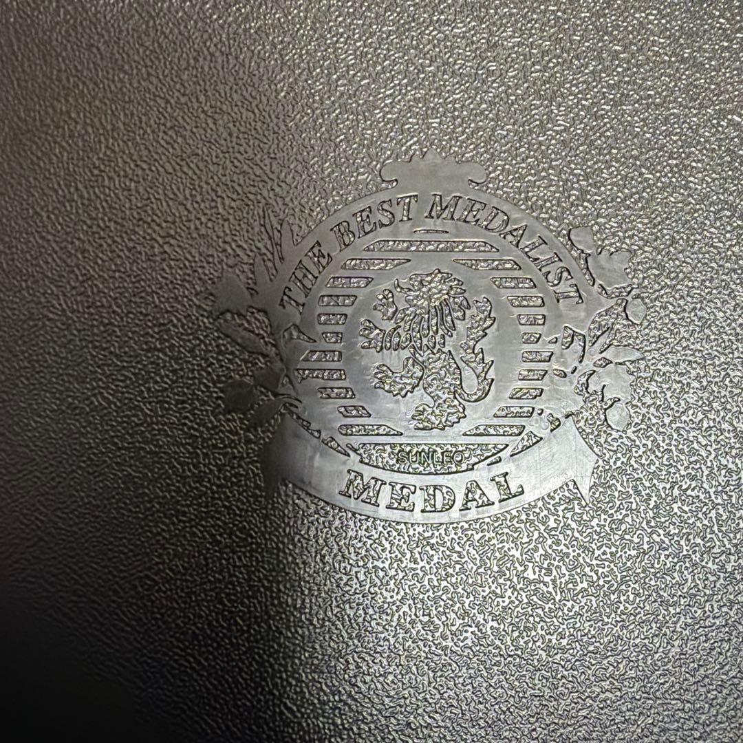 金メダル SVTロゴ入り 特製ケース付き