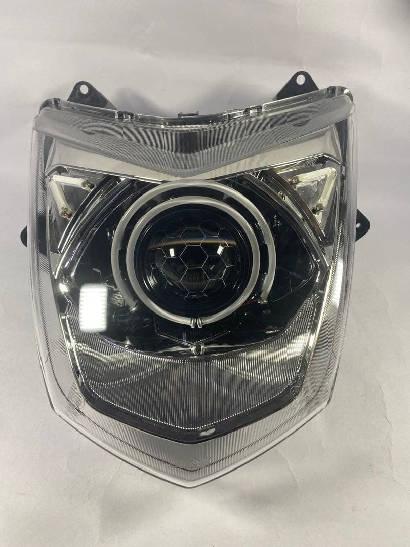 シグナスX 3型 デビルアイ プロジェクターヘッドライト レインボー アプリ操作