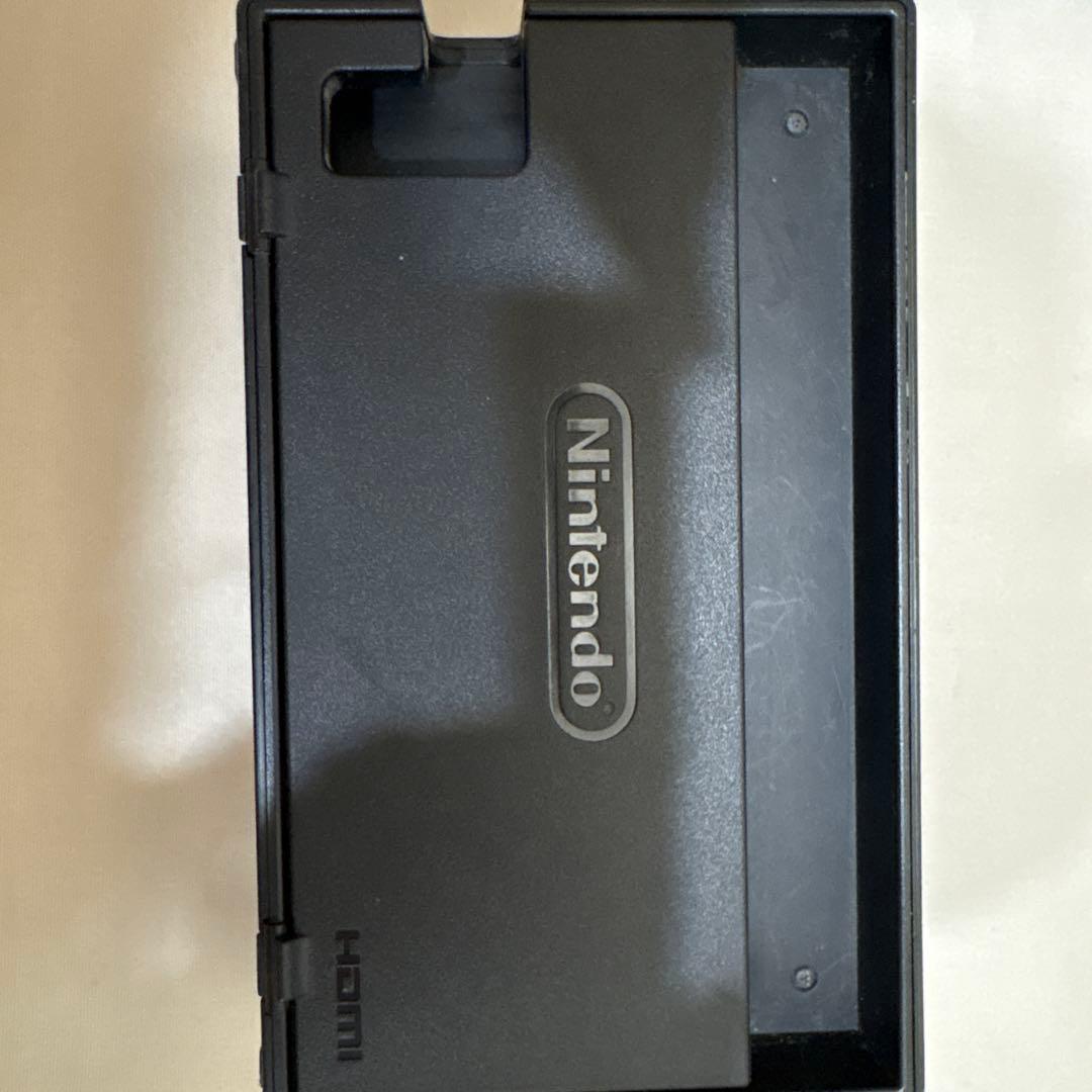 Nintendo Switch本体箱付き コントローラー付き【ジョイコン不良】