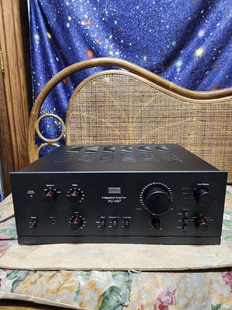 ケイ　原点！レストア完動超美動品山水プリメインアンプAU-607
