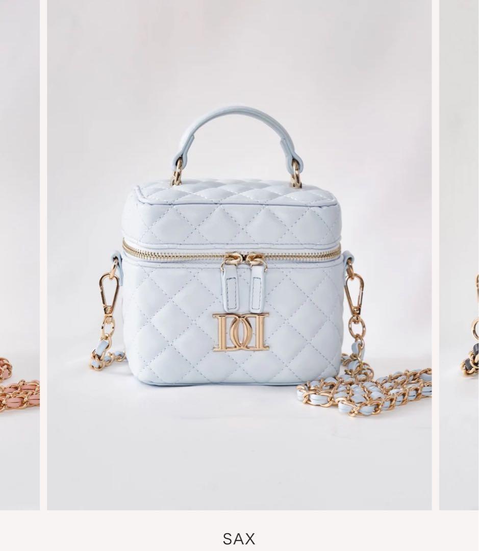 キルティングスクエアミニバッグ　SAX