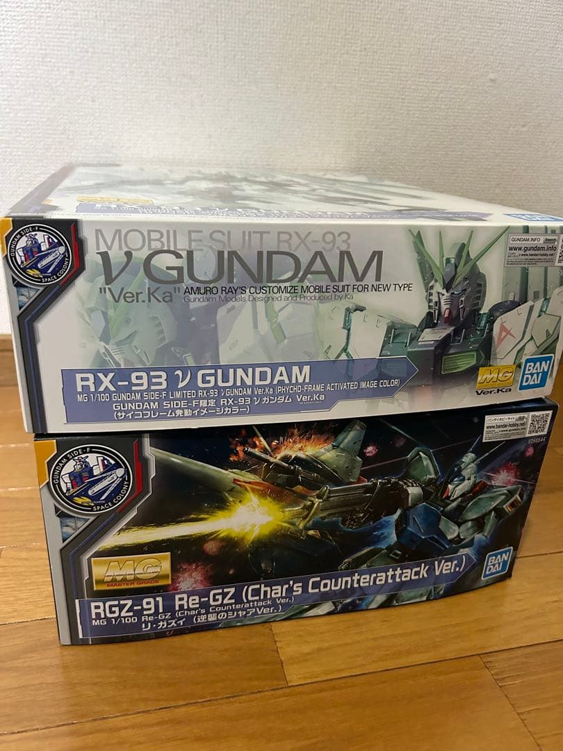 組み立て済みRX-93 νガンダム Ver.Ka & RGZ-91 Re-GZ