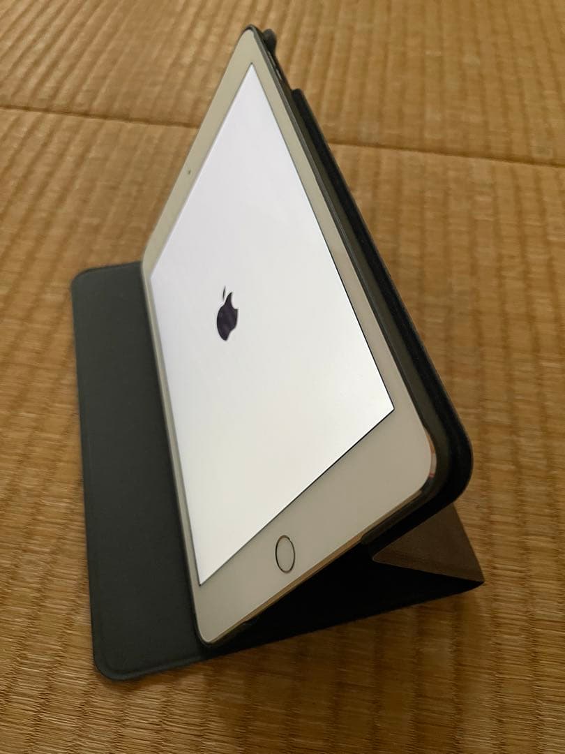 ★超美品★iPad mini 4 セルラー 128GB シルバー 容量97%