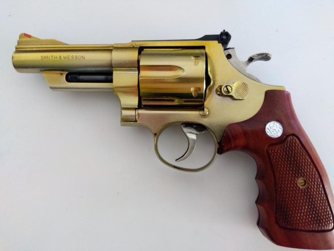 コクサイ　Smith & Wesson 　44マグナムM29　4インチ　木グリ