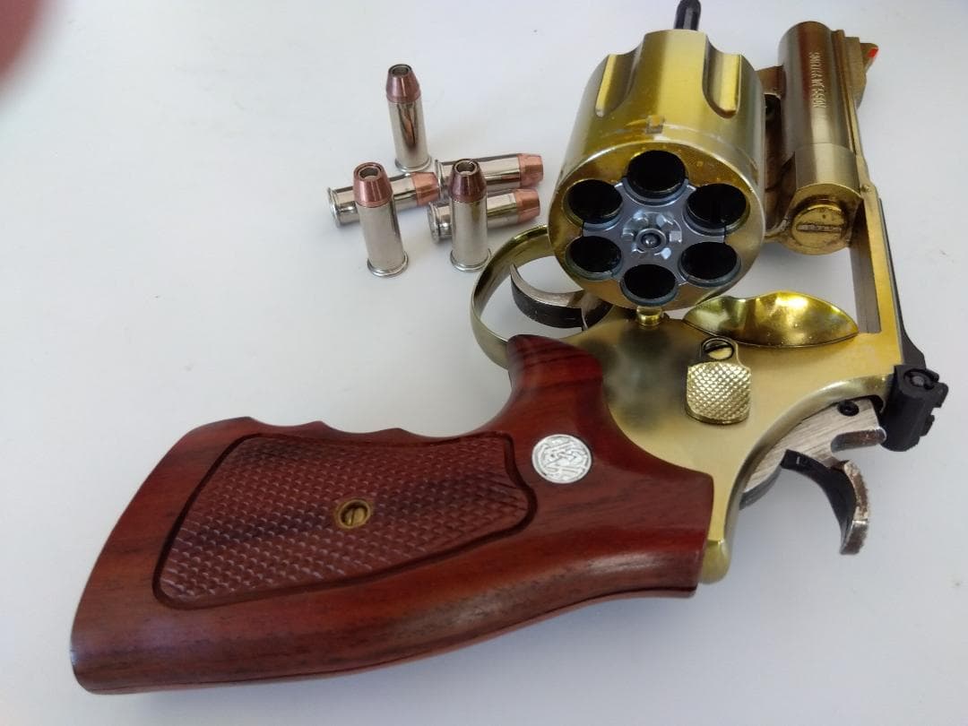 コクサイ　Smith & Wesson 　44マグナムM29　4インチ　木グリ