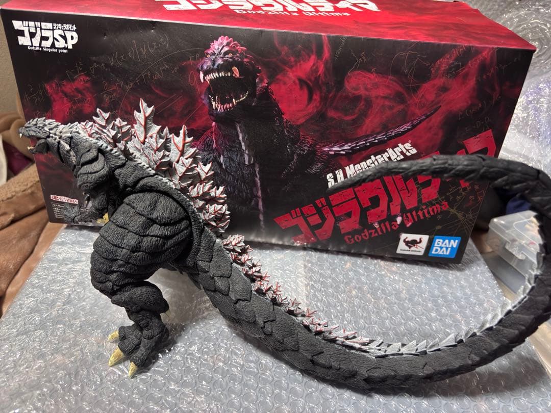 最終値下げ中◆ゴジラ•ウルティマ　ゴジラSP　おまけ付 ムビモン