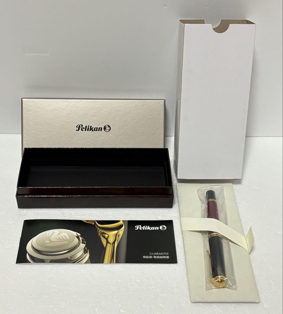 万年筆 ペリカン　スーベレーン ブラック×レッド M800 レッドストライプ中字